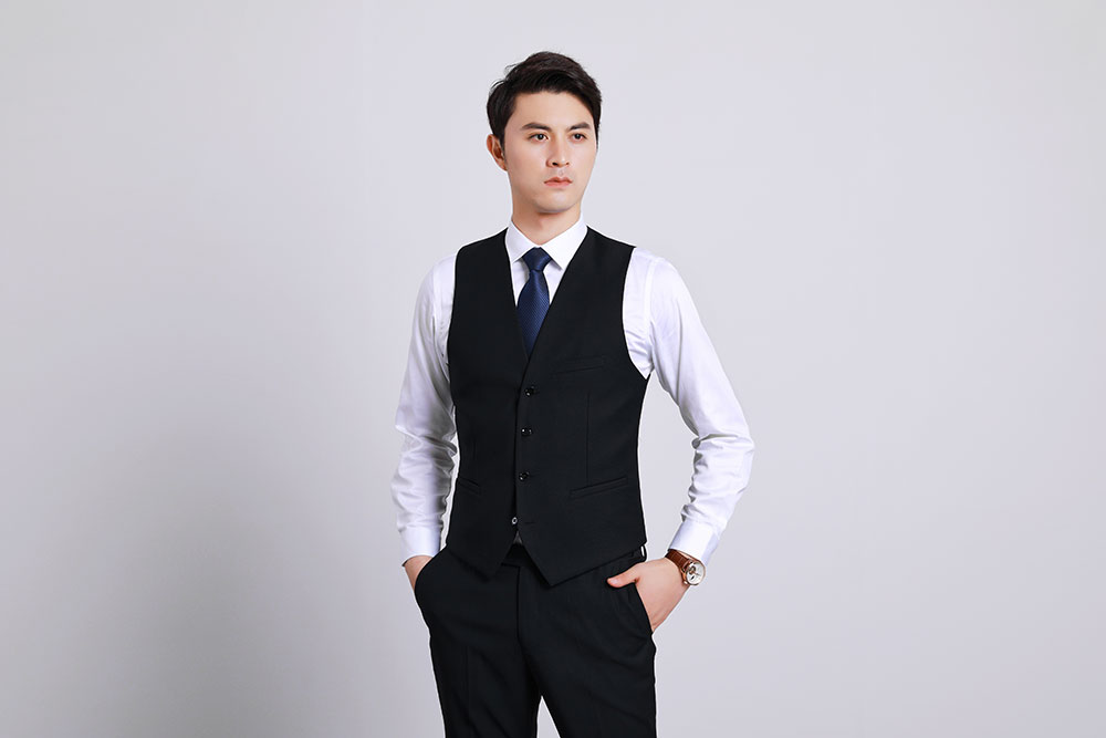 仿毛马甲男黑色